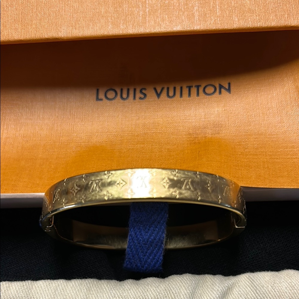 Louis Vuitton Gold Classic Bracelet - Picture 3 of 3